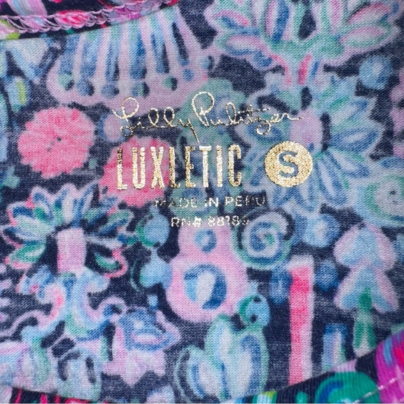 LILLY PULITZER NWOT Luxletic Oden Top Shirt In Low Tide Navy Pink Size Small NEW - Picture 13 of 15